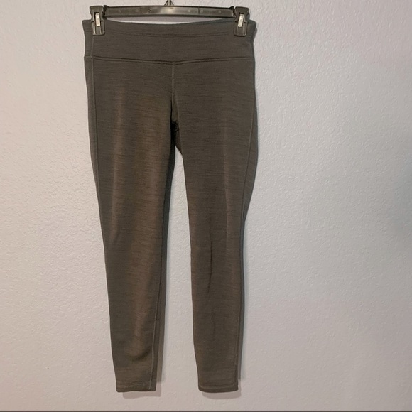 Athleta Mid Rise Skinny Leg Outdoors Leggings - Picture 1 of 6